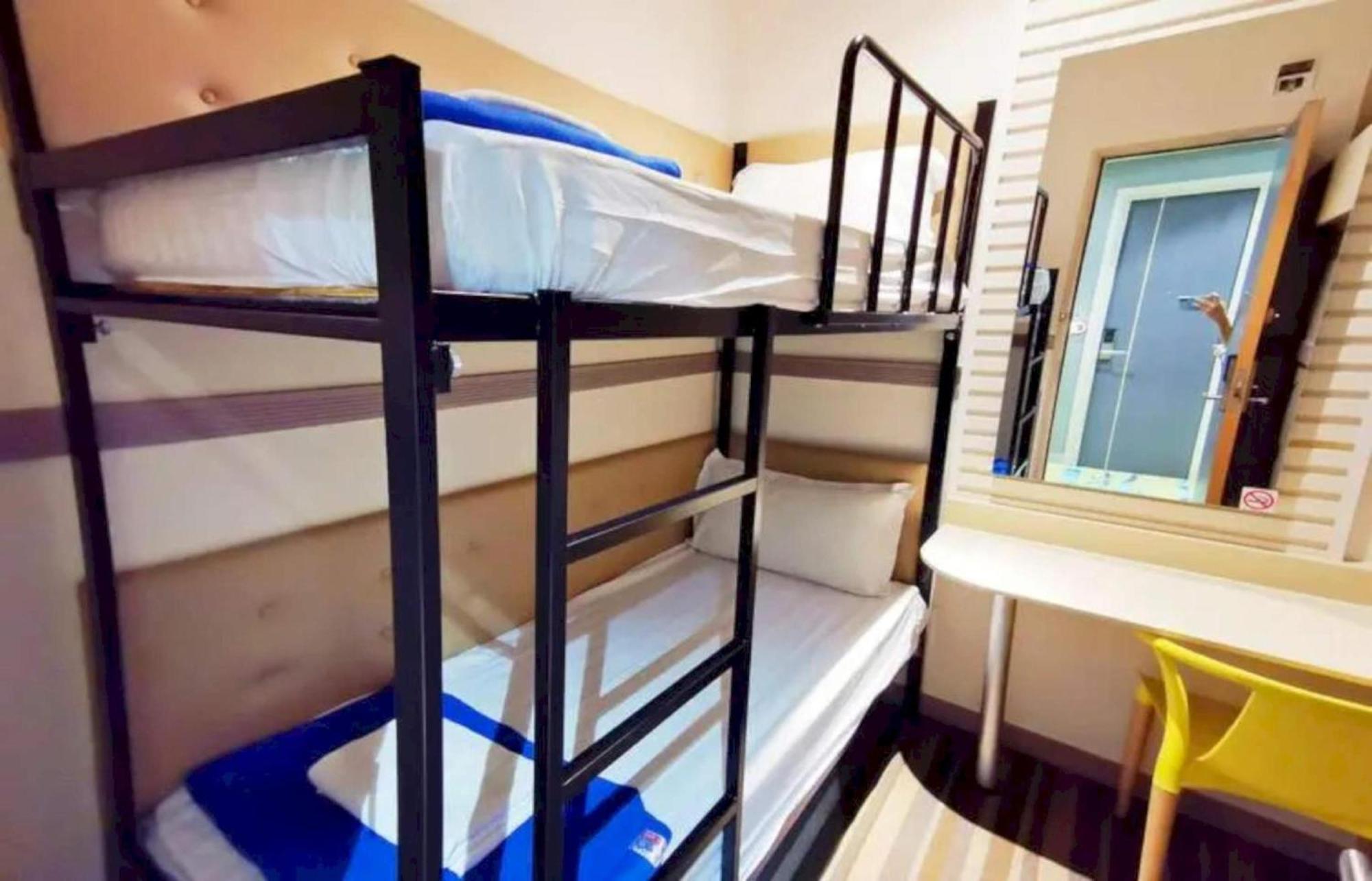 Capital O 75451 Podstel Hostel Bangkok Exteriér fotografie