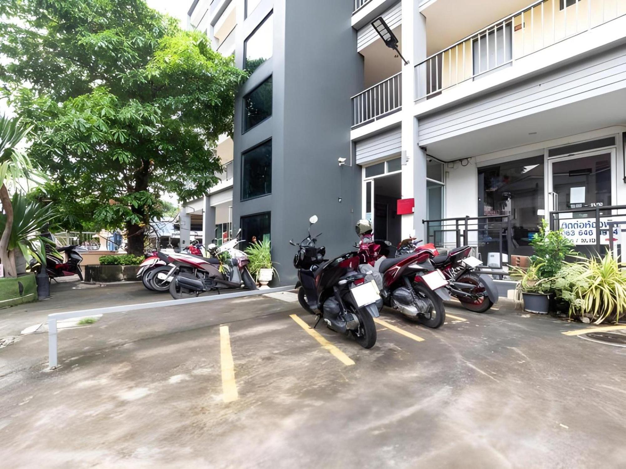 Capital O 75451 Podstel Hostel Bangkok Exteriér fotografie